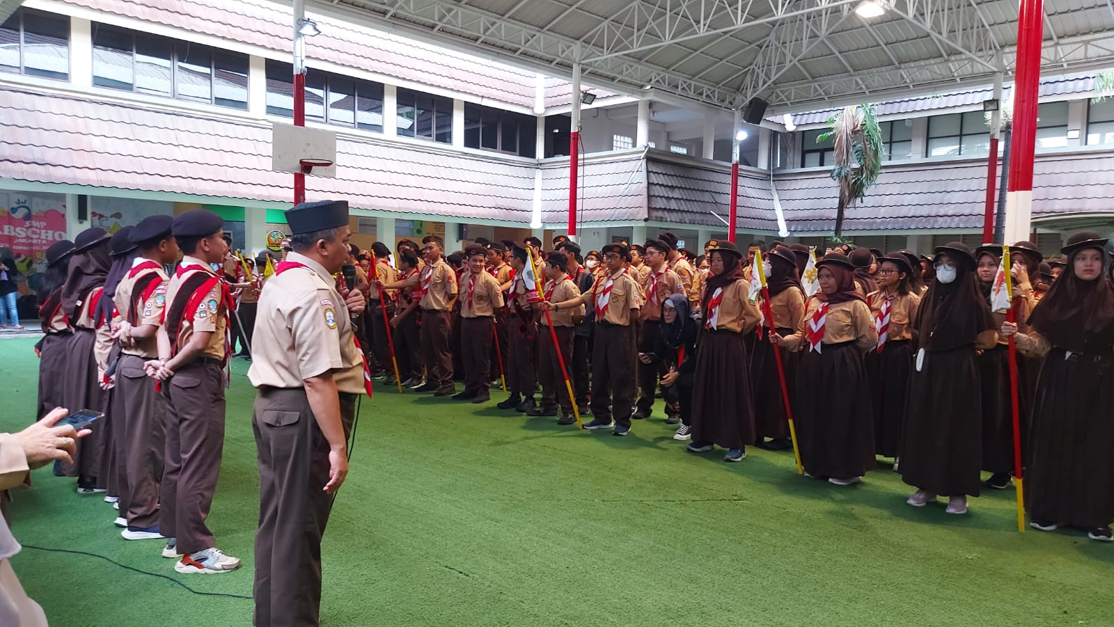 Read more about the article Pelantikan Pramuka Penggalang Terap & Rakit SMP Labschool Jakarta