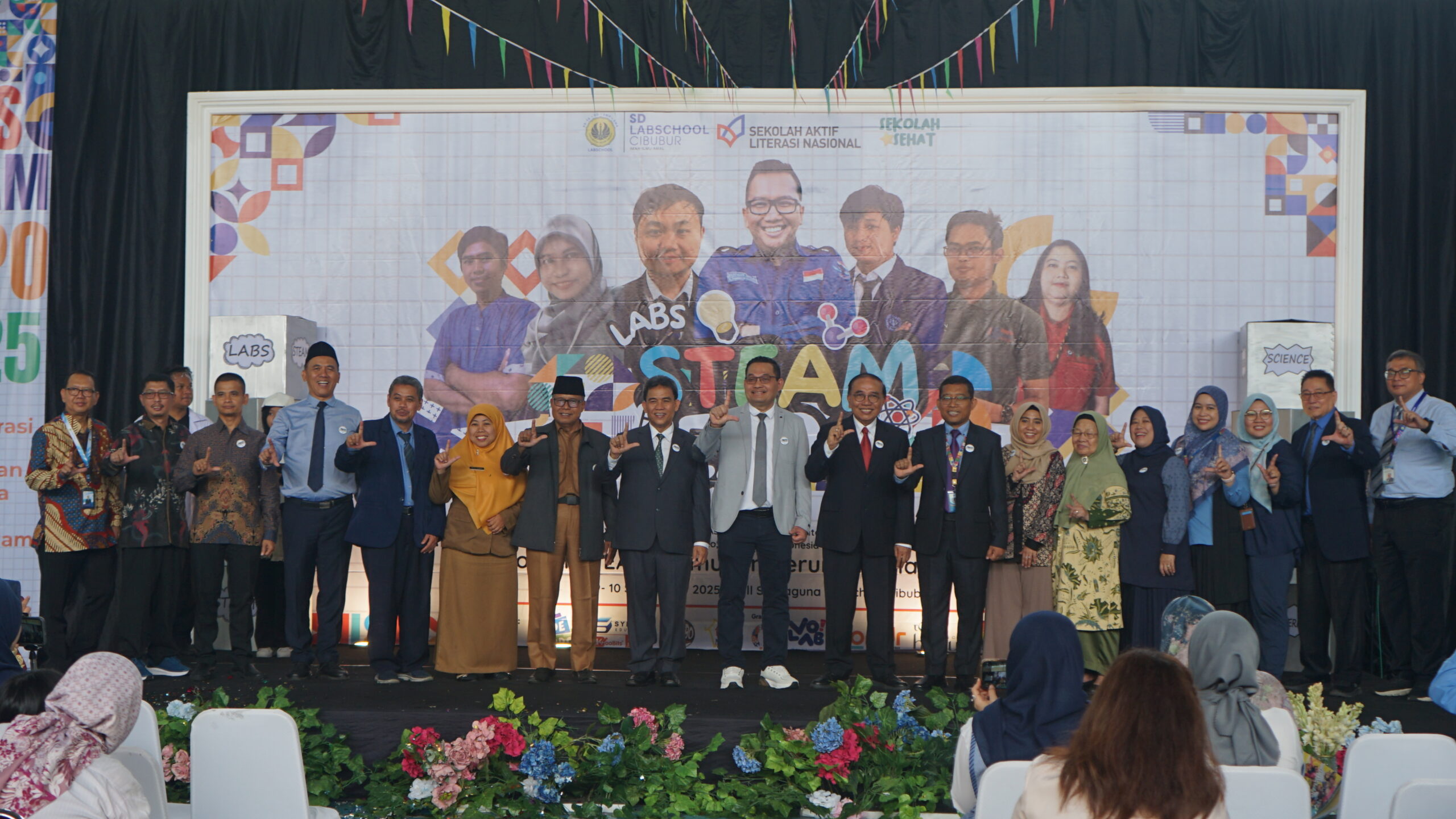 Read more about the article Gelaran Lab’s STEAM Expo dan Launching PSB Baru SD Labschool Cibubur Tahun 2026/2027