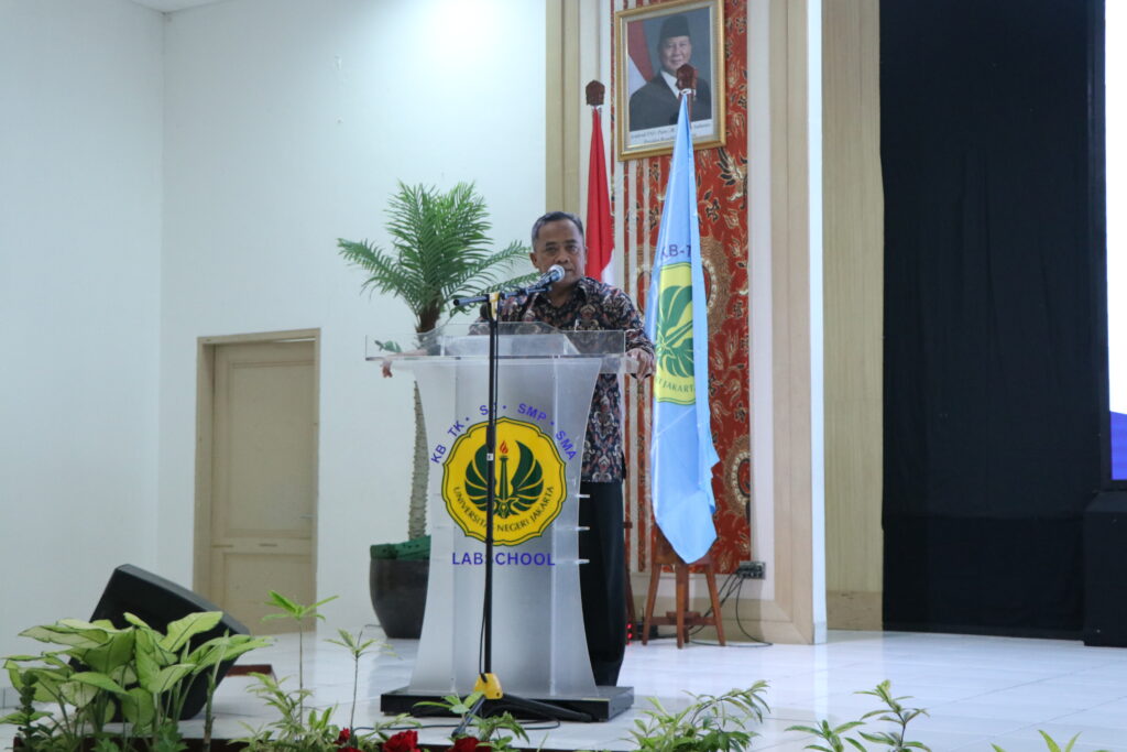 seminar bersama imam santoso dosen ITB